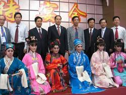 2011雷州半島閩南文化演出交流活動~本校和湛江師範學院簽訂學術研究、交流與合作頁面插圖 2011雷州半島閩南文化演出交流活動~本校和湛江師範學院簽訂學術研究、交流與合作頁面插圖